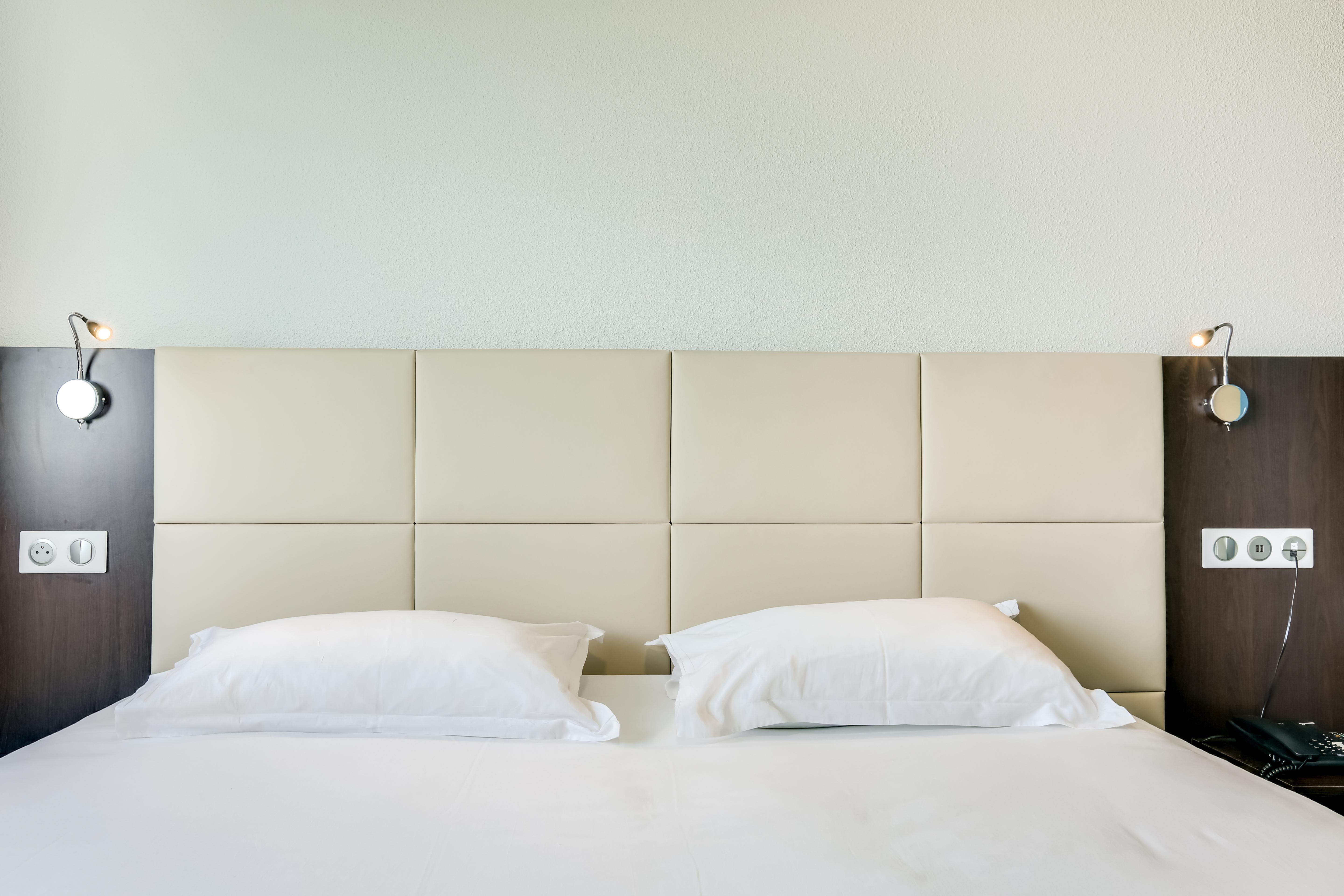 B&B Hotel Caen Memorial Saint-Contest Екстериор снимка