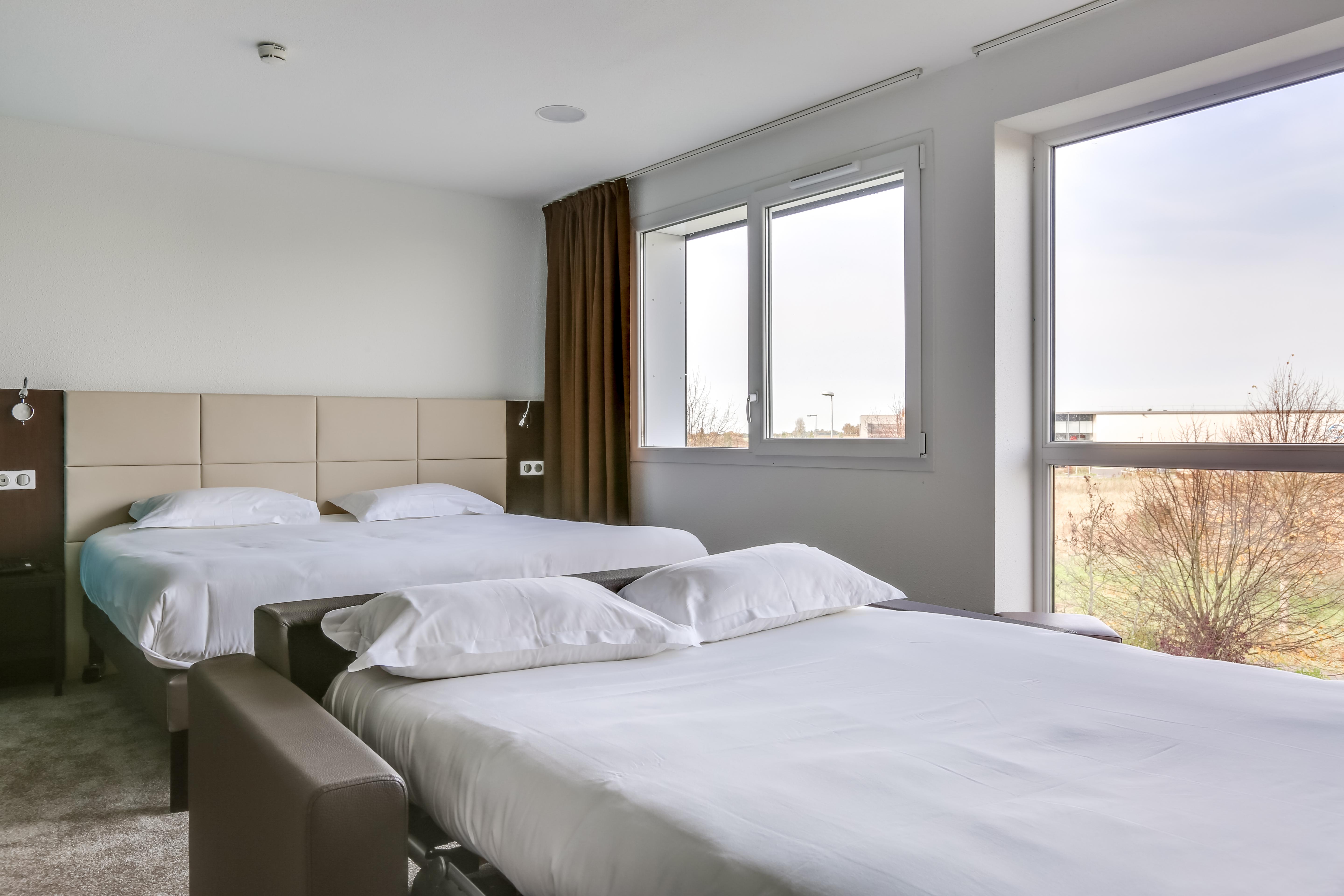 B&B Hotel Caen Memorial Saint-Contest Екстериор снимка