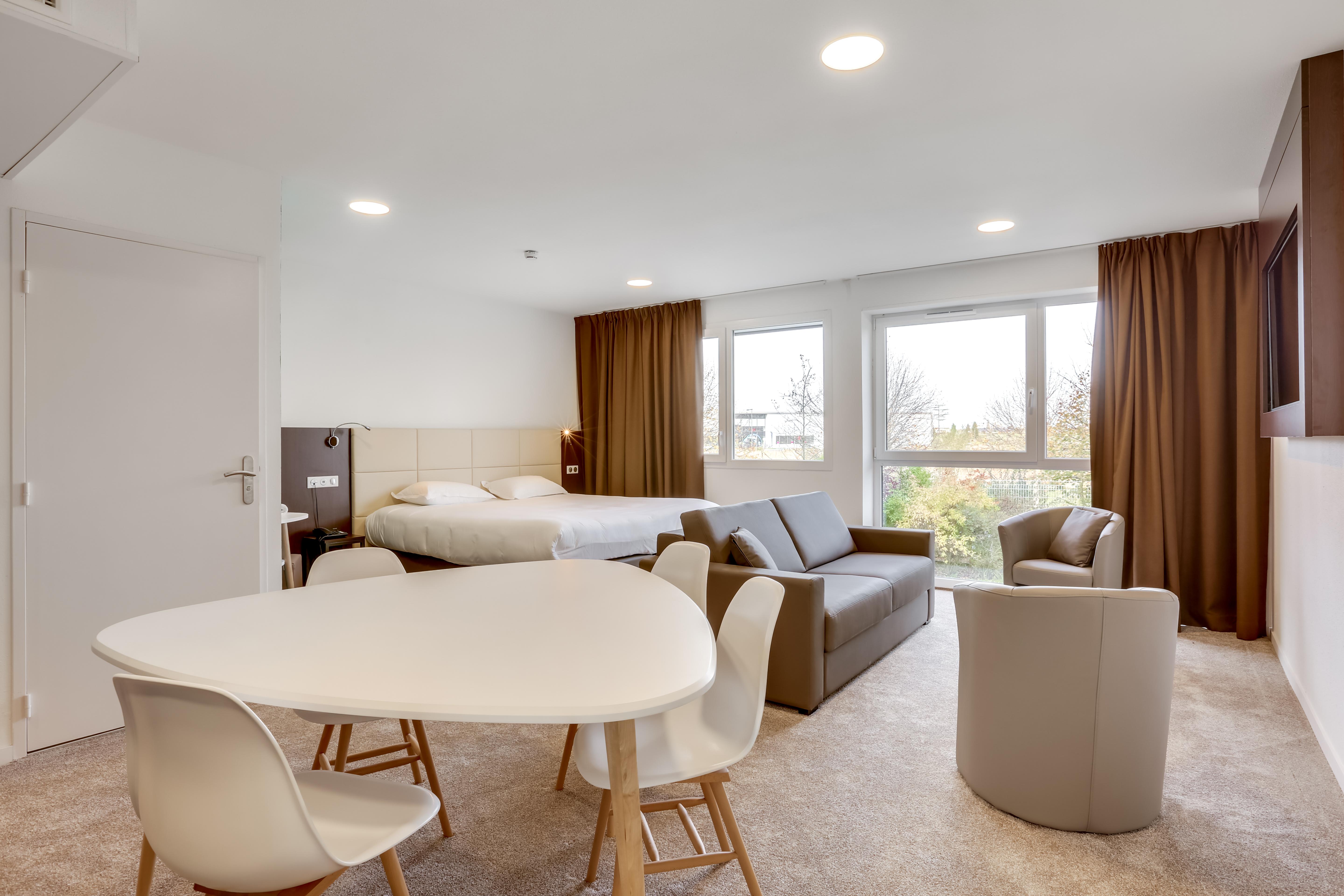 B&B Hotel Caen Memorial Saint-Contest Екстериор снимка