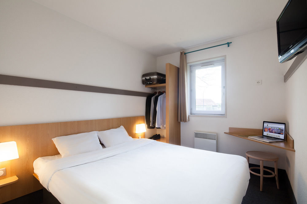 B&B Hotel Caen Memorial Saint-Contest Екстериор снимка